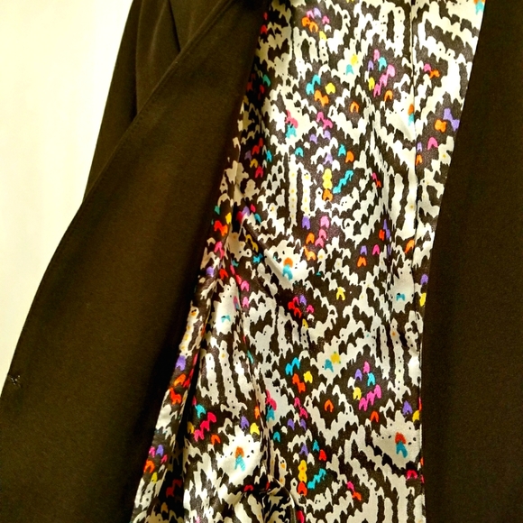 Blazer with Satin Lining - Picture 4 of 6